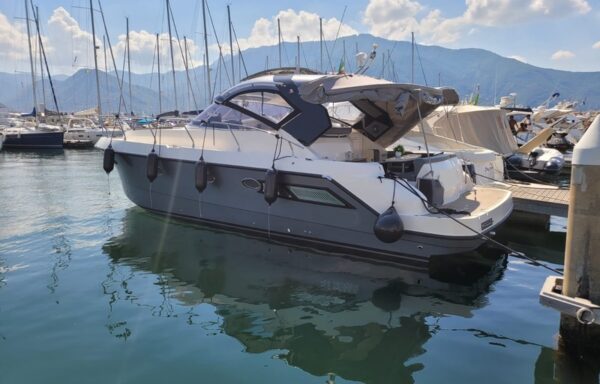 MANO MARINE M35